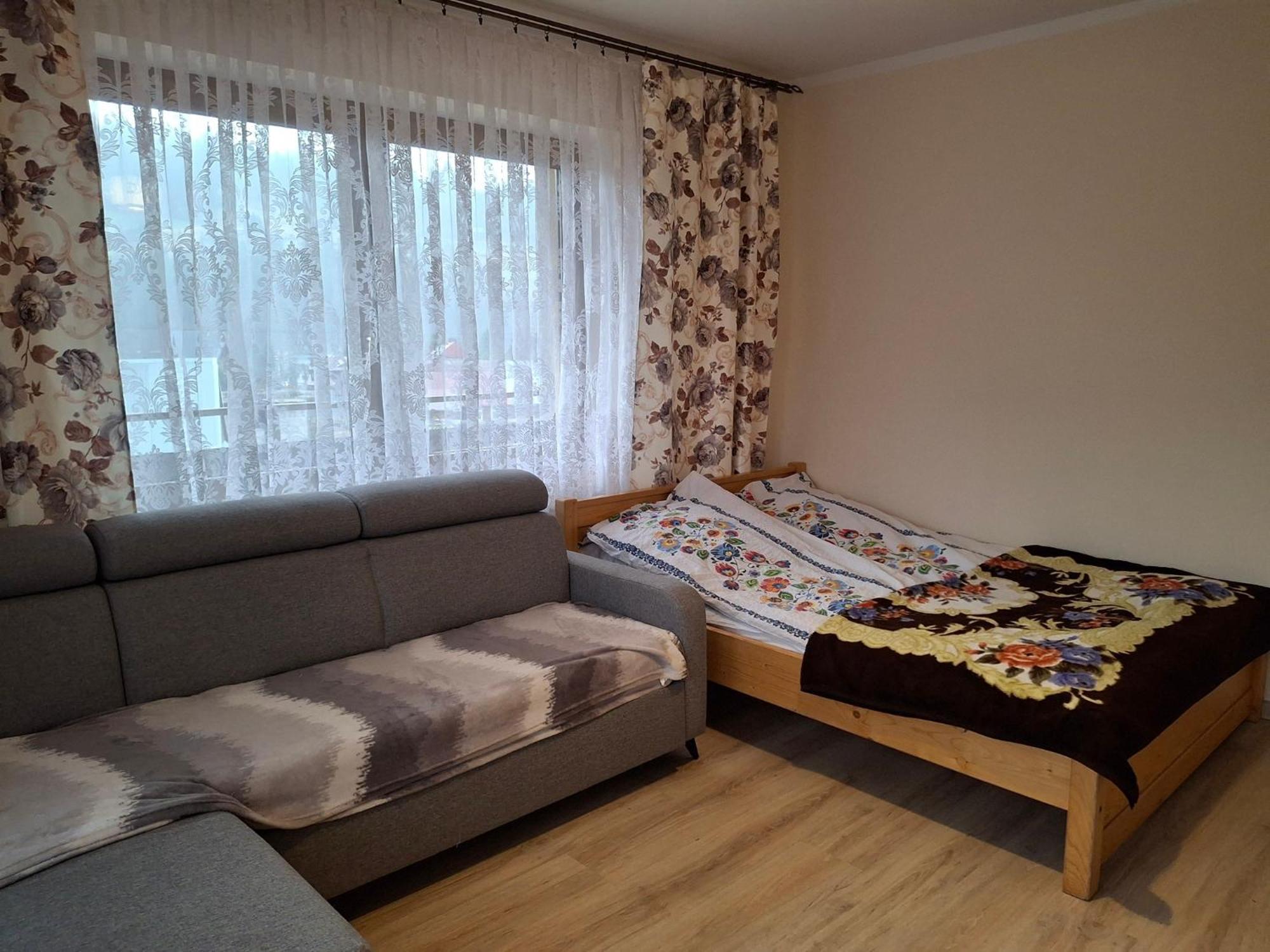 Apartamenty U Gabi 波罗宁 外观 照片