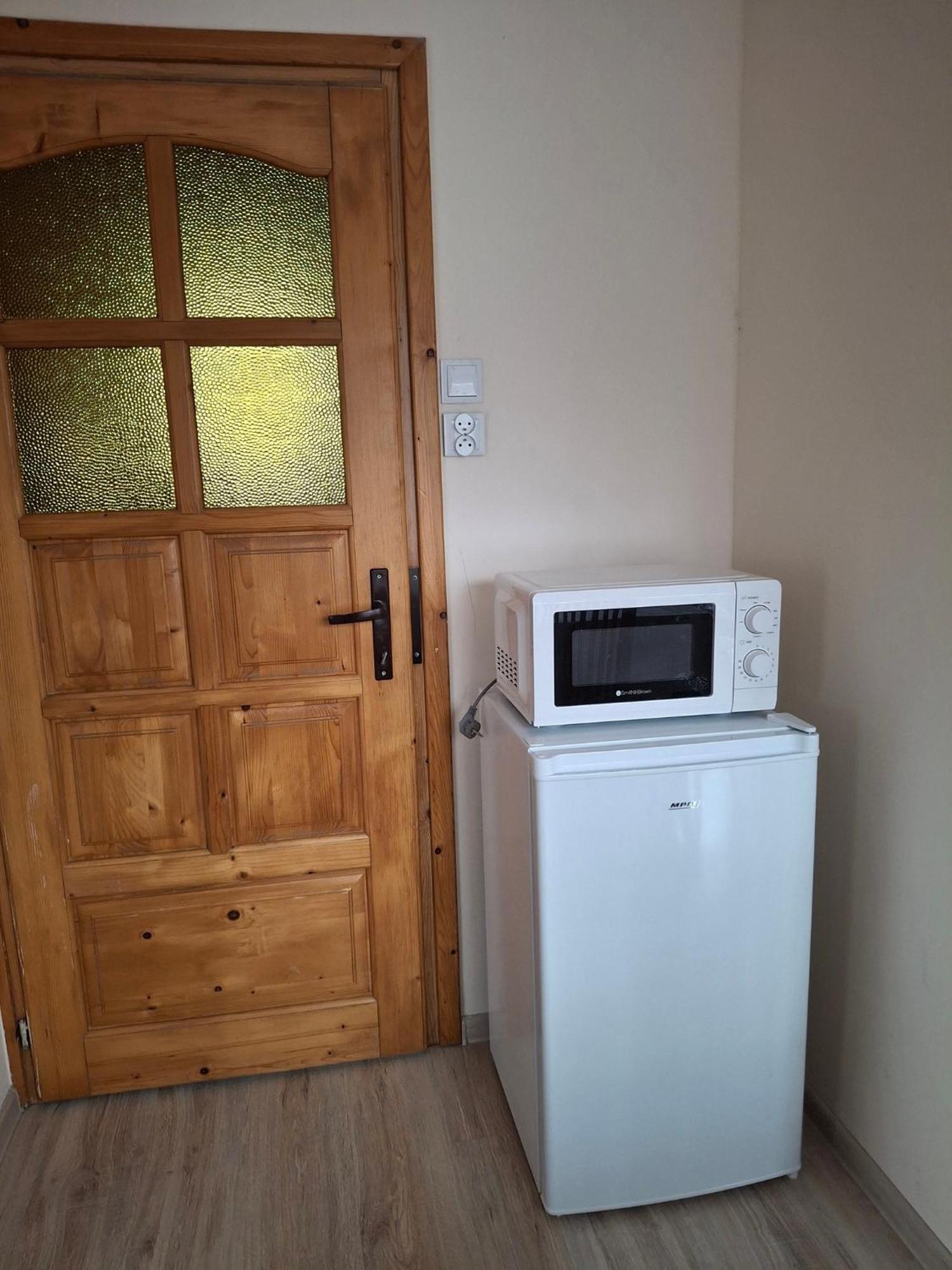 Apartamenty U Gabi 波罗宁 外观 照片
